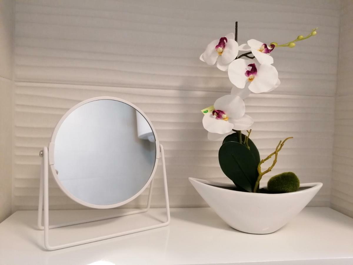 Apartman Luna ชิเบนิก ภายนอก รูปภาพ