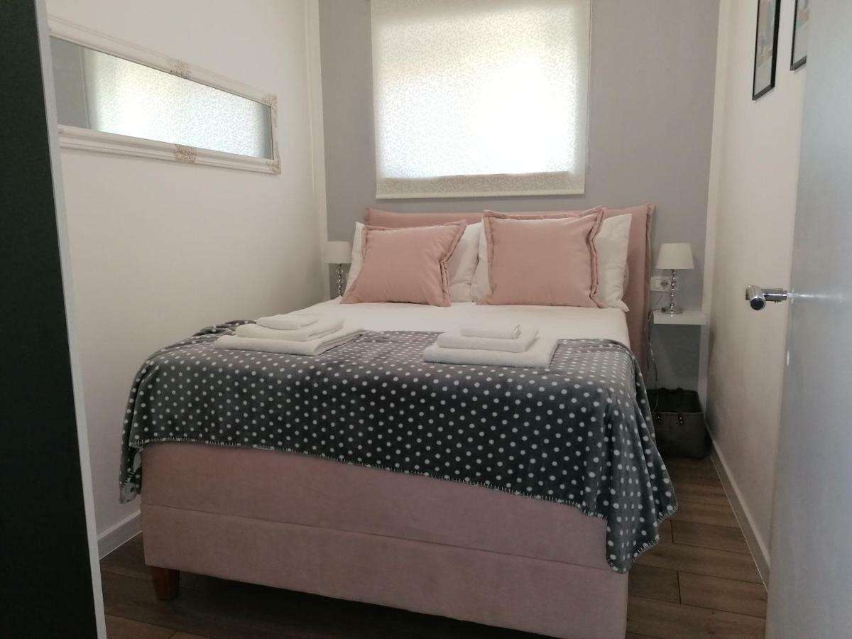 Apartman Luna ชิเบนิก ภายนอก รูปภาพ